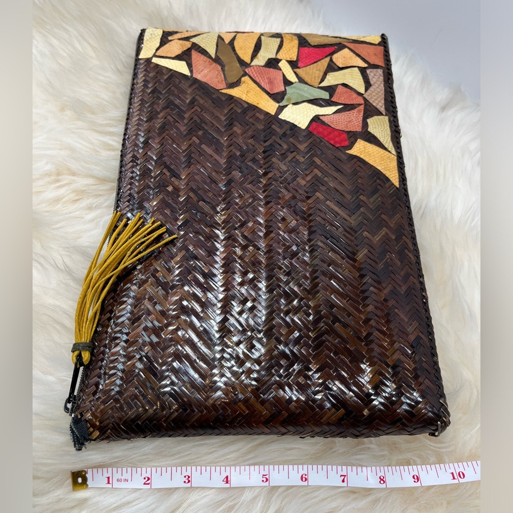Vintage Woven Straw /Raffia and Snake Skin Zip Top Extra Large Clutch - Picture 16 of 17